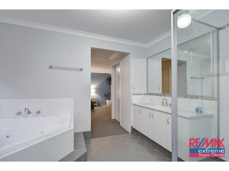 5 Hirundo Bend, Tapping WA 6065