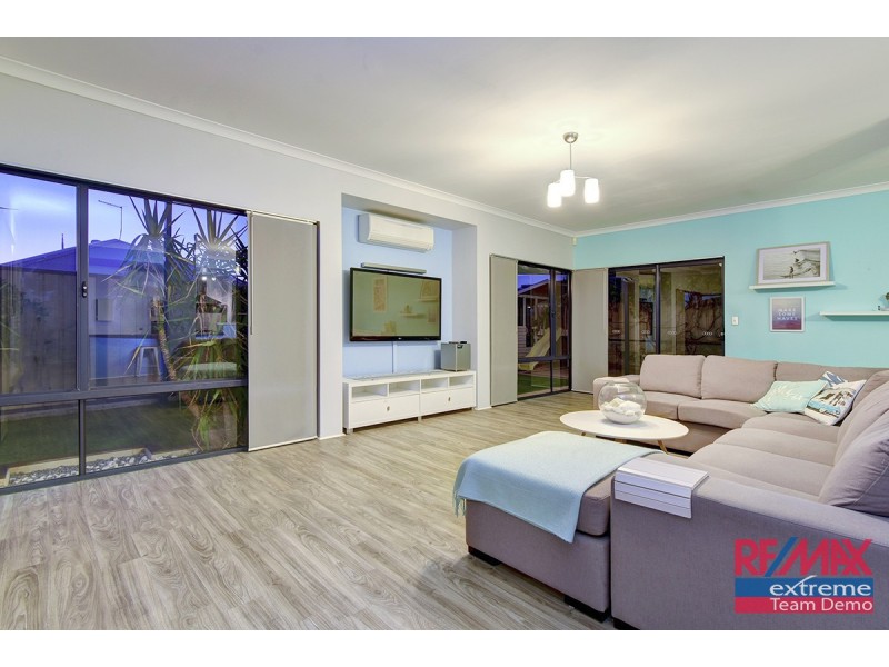 5 Hirundo Bend, Tapping WA 6065