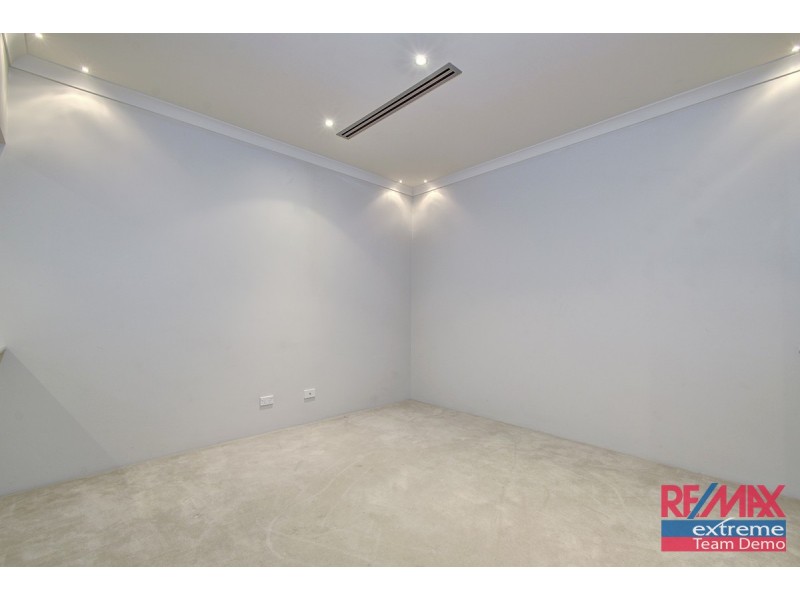 12 Narranbee Ridge, Tapping WA 6065