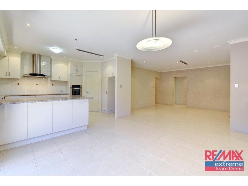 12 Narranbee Ridge, Tapping WA 6065