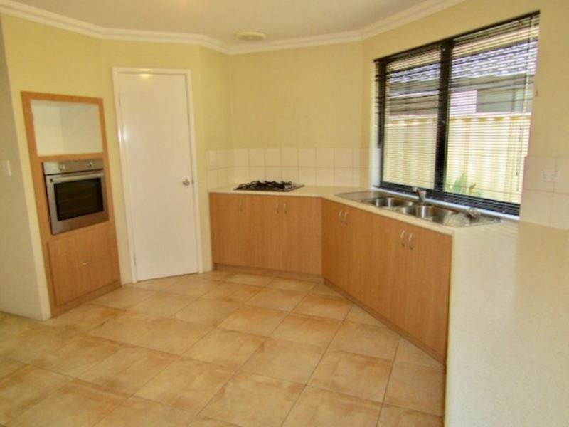 14 Impington Road, Butler WA 6036