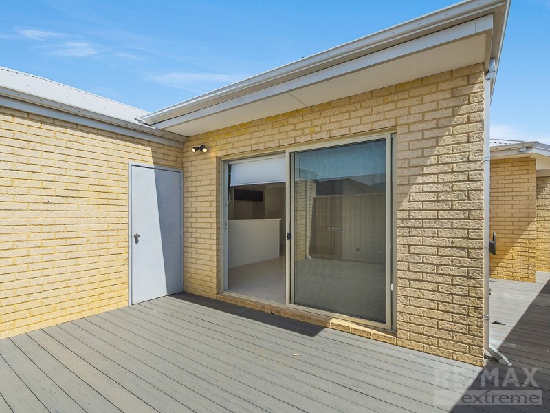 17b Ormond Bend, Butler WA 6036