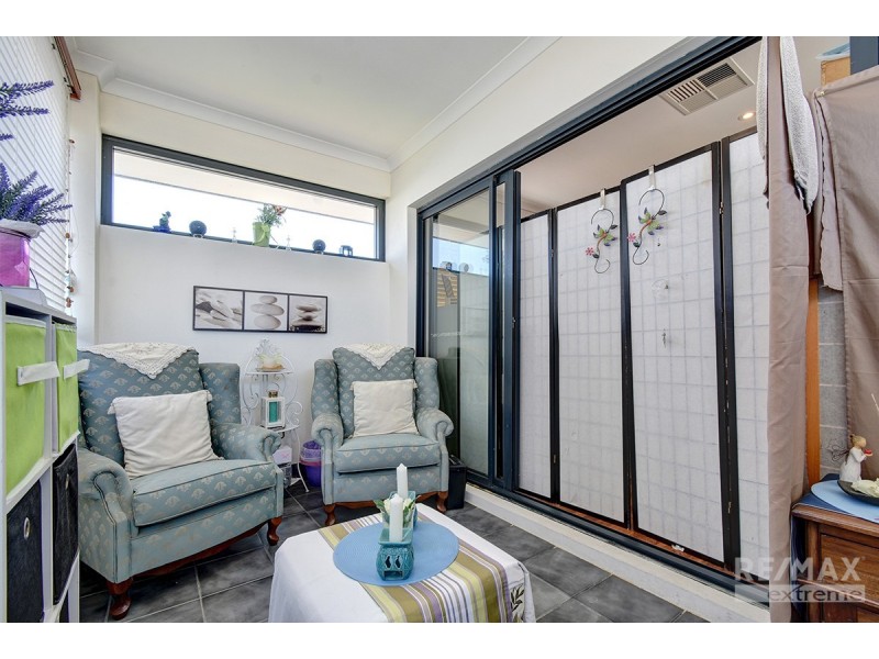 1 Brigantine Drive, Jindalee WA 6036