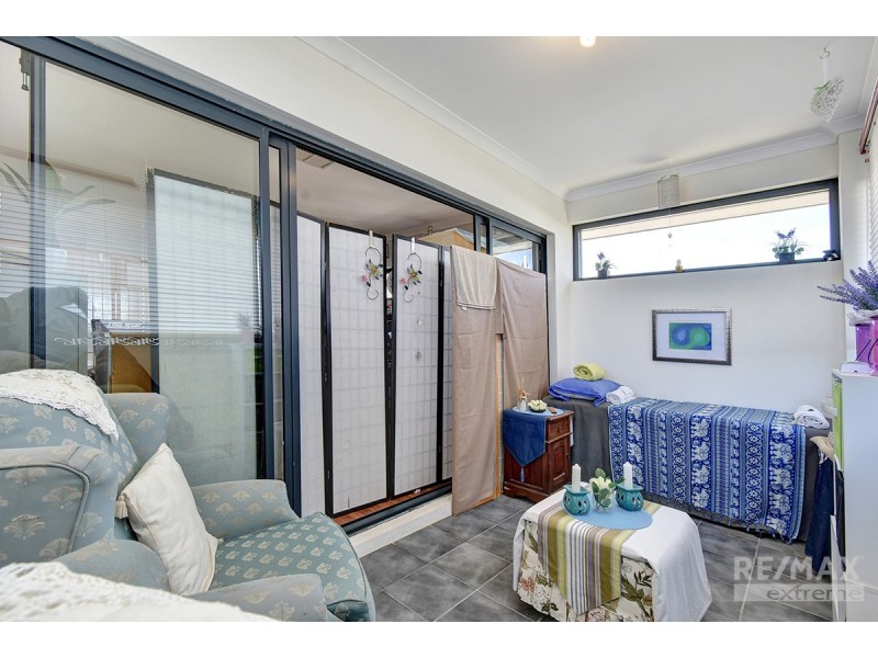 1 Brigantine Drive, Jindalee WA 6036