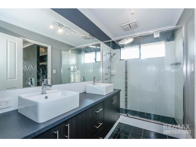 50 Vanderlin Crescent, Ridgewood WA 6030