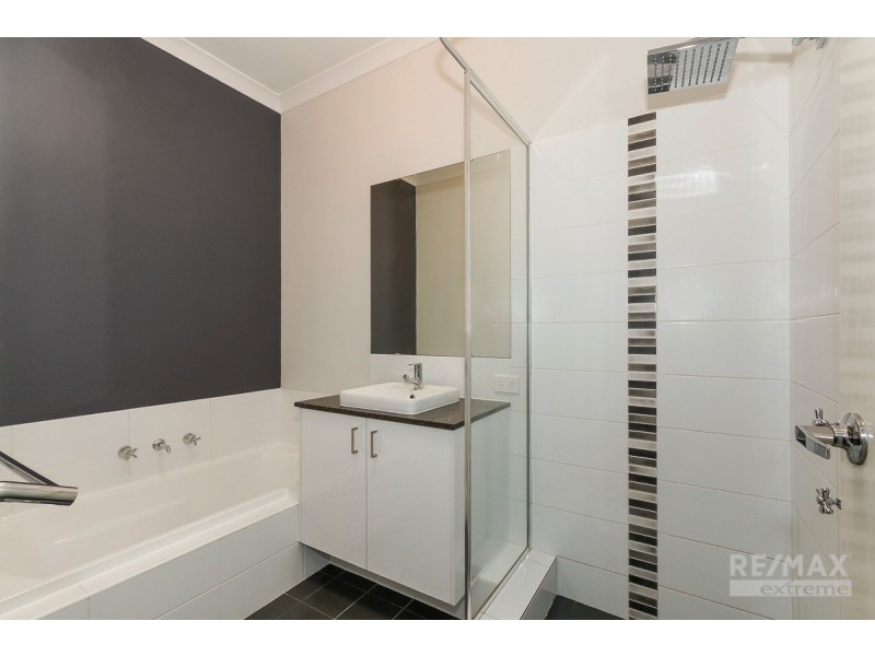 25 Tredegar Street, Butler WA 6036