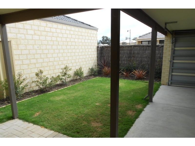 18 Bretton Grange, Butler WA 6036