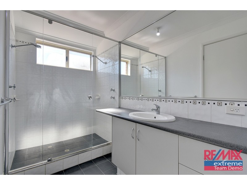 69 Brightlands Circuit, Carramar WA 6031