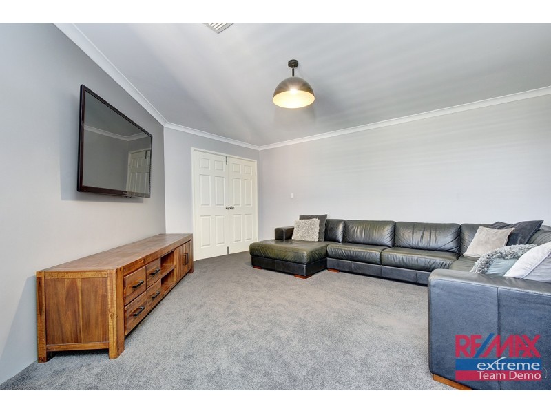 69 Brightlands Circuit, Carramar WA 6031