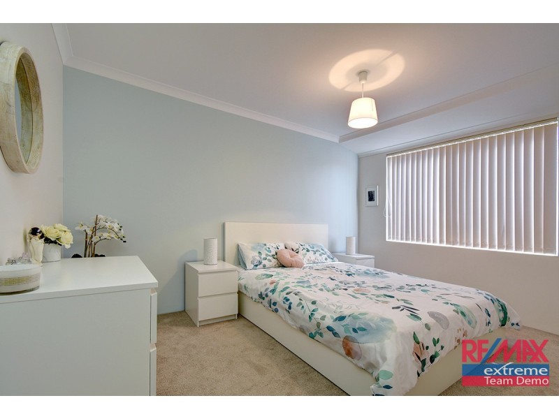 69 Brightlands Circuit, Carramar WA 6031