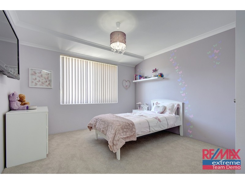 69 Brightlands Circuit, Carramar WA 6031