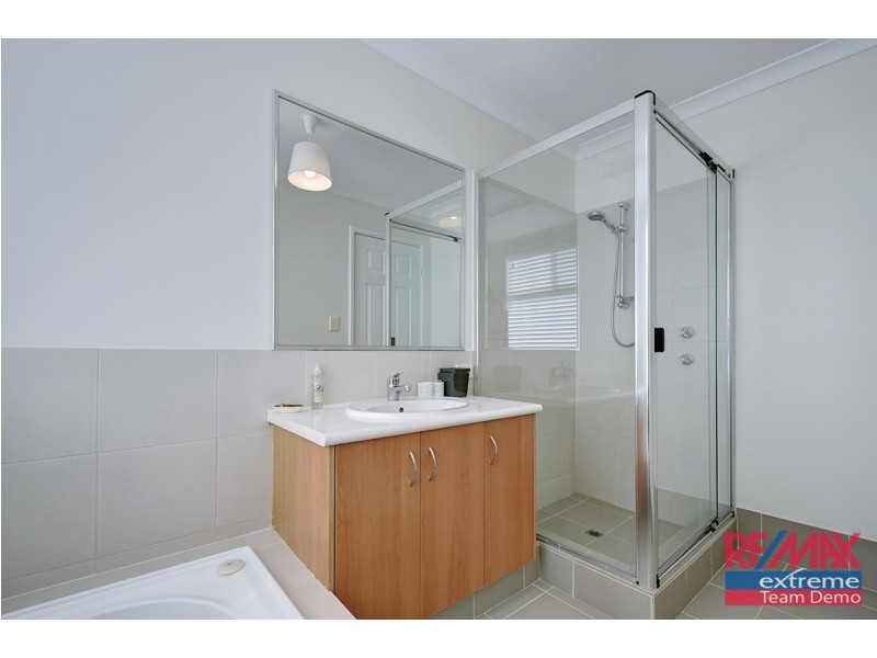 69 Brightlands Circuit, Carramar WA 6031