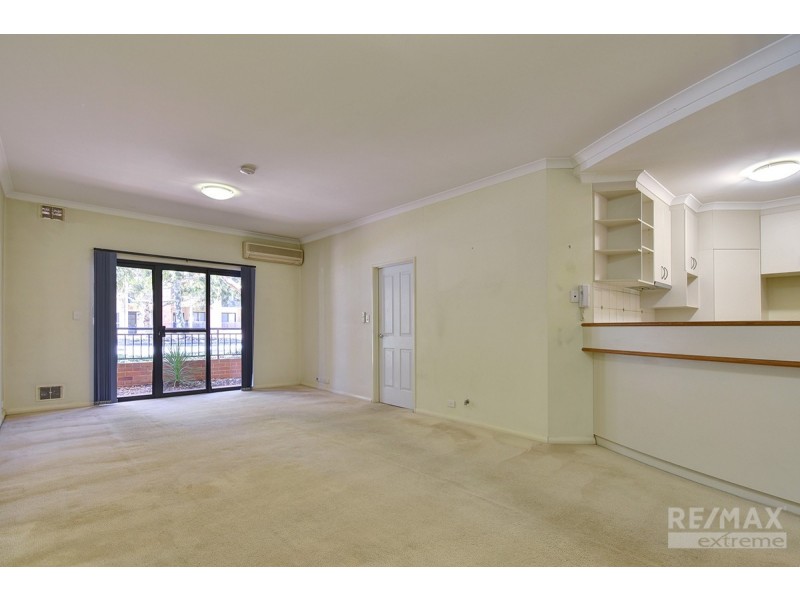 5/18 Kingsbury Road, Joondalup WA 6027