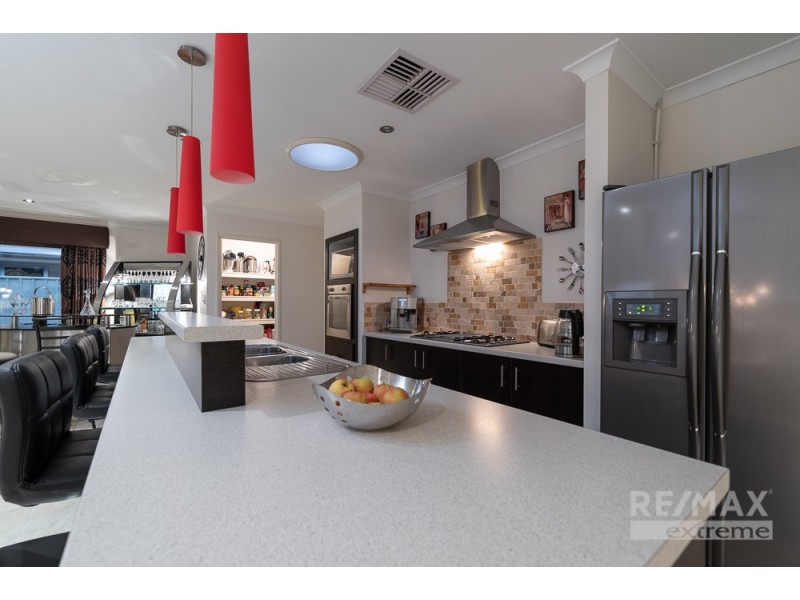 34 Abbey Green Road, Banksia Grove WA 6031