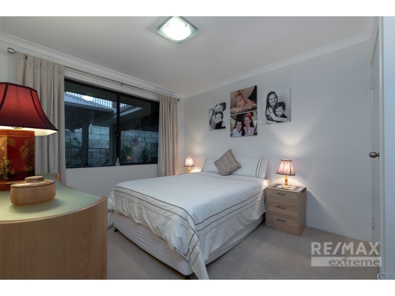 34 Abbey Green Road, Banksia Grove WA 6031