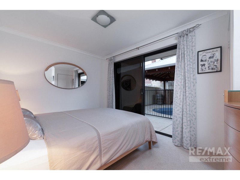 34 Abbey Green Road, Banksia Grove WA 6031