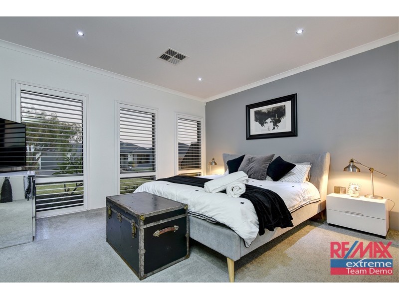 9 Salubris Street, Carramar WA 6031