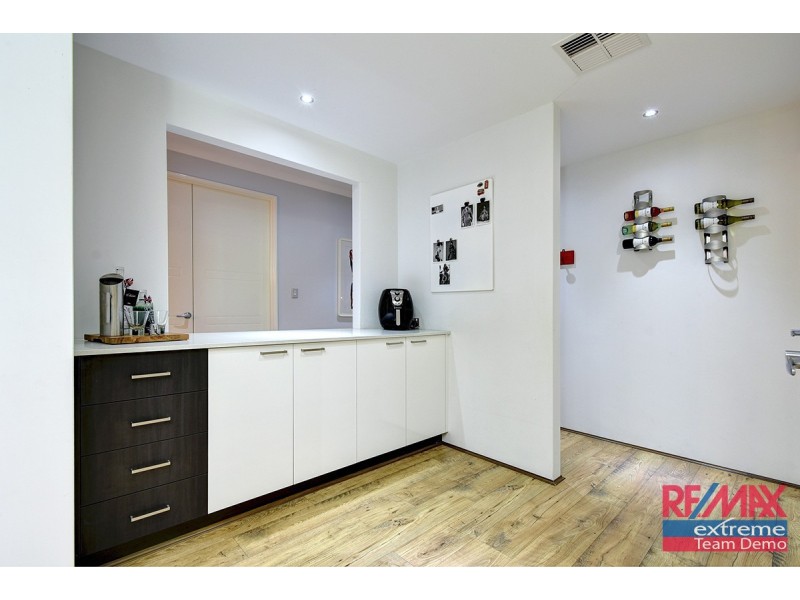 9 Salubris Street, Carramar WA 6031