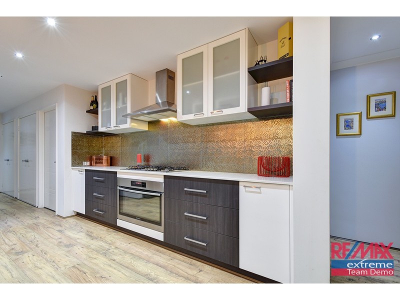 9 Salubris Street, Carramar WA 6031