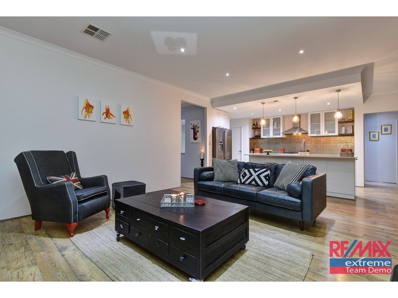 9 Salubris Street, Carramar WA 6031