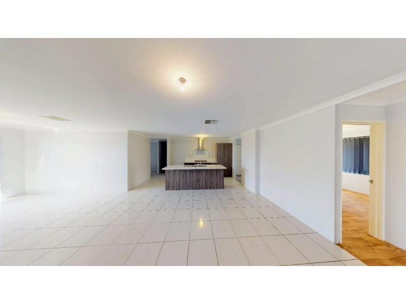 8 Graymont Close, Darch WA 6065