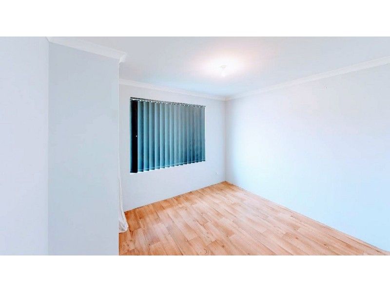 8 Graymont Close, Darch WA 6065