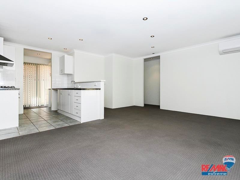 16 Hemmings Close, Clarkson WA 6030