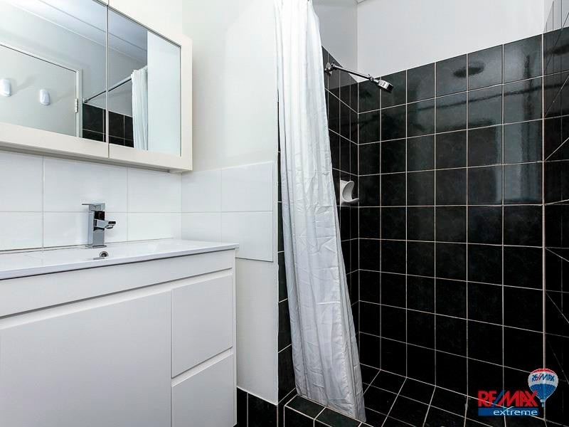 16 Hemmings Close, Clarkson WA 6030