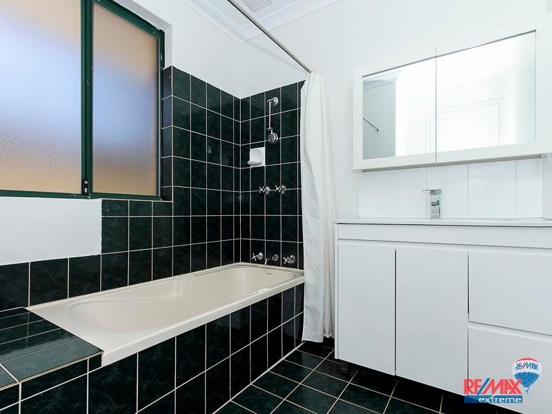 16 Hemmings Close, Clarkson WA 6030