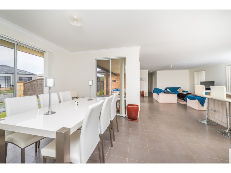 53 Carmathen Avenue, Butler WA 6036