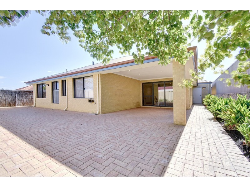 40 Camborne Parkway, Butler WA 6036