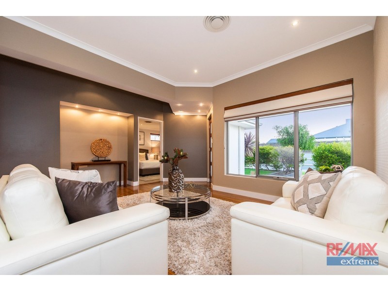 6 Deeside Road, Butler WA 6036