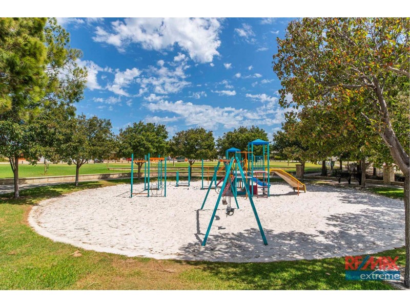 6 Deeside Road, Butler WA 6036