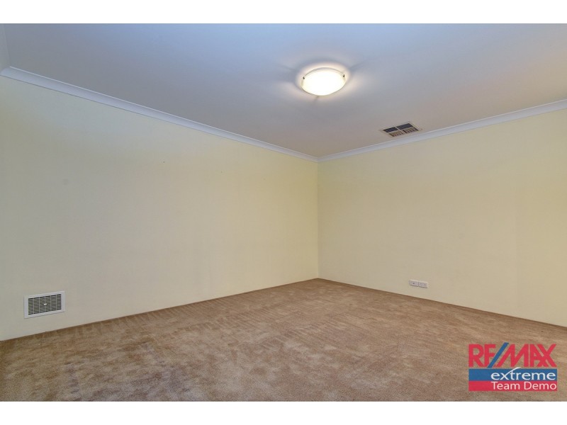 33 Labianca Vista, Carramar WA 6031