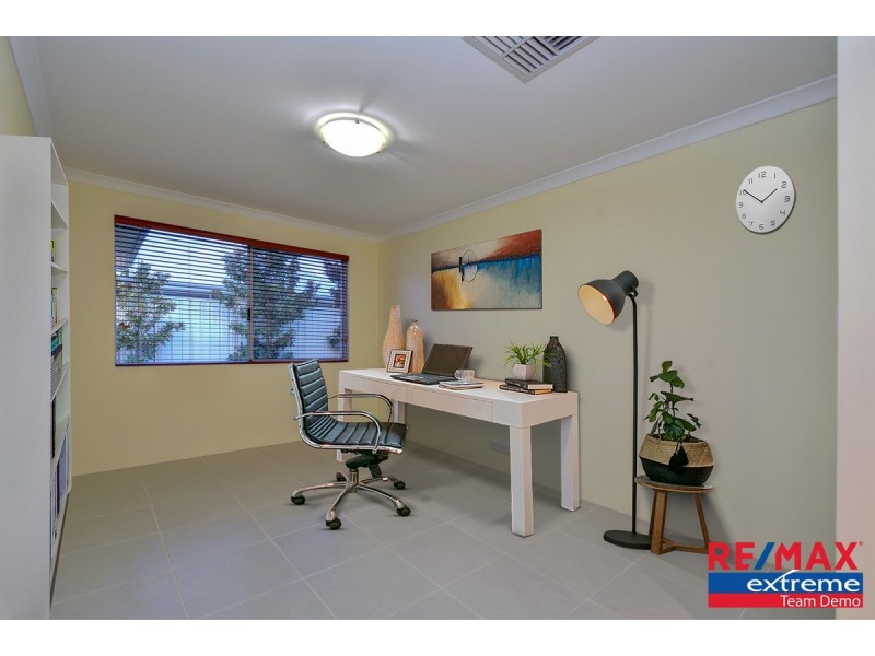 33 Labianca Vista, Carramar WA 6031