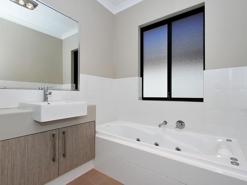 7/49 Discovery Circuit, Iluka WA 6028