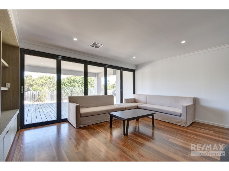 59 Scaphella Avenue, Mullaloo WA 6027