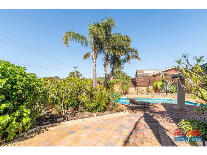 1 Kalyba Place, Duncraig WA 6023