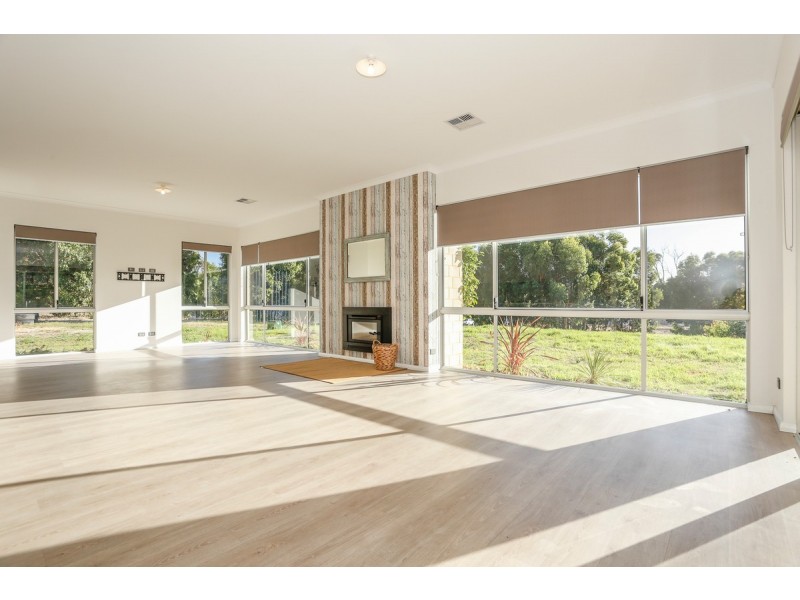 74 Cinnamon Meander, Two Rocks WA 6037