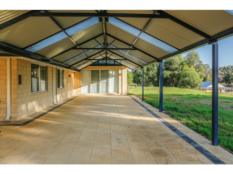 74 Cinnamon Meander, Two Rocks WA 6037