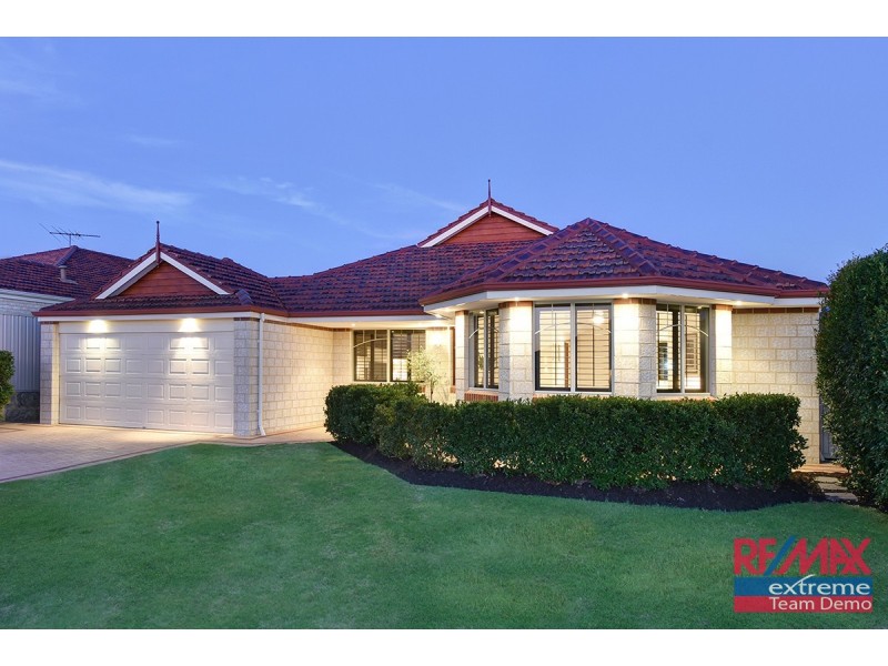 11 Keanefield Drive, Carramar WA 6031