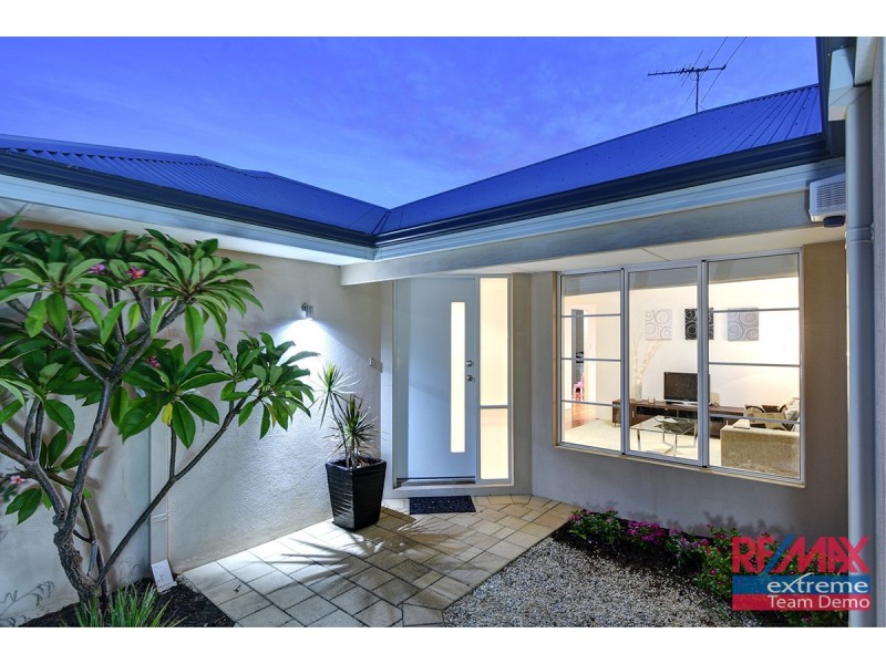 11 Martini Way, Tapping WA 6065