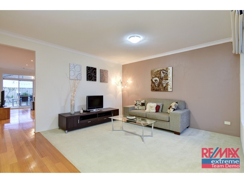 11 Martini Way, Tapping WA 6065