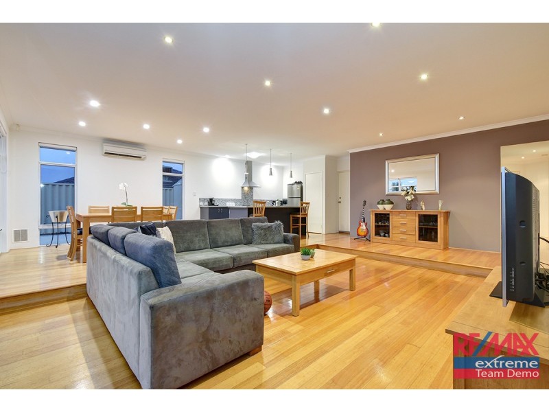 11 Martini Way, Tapping WA 6065