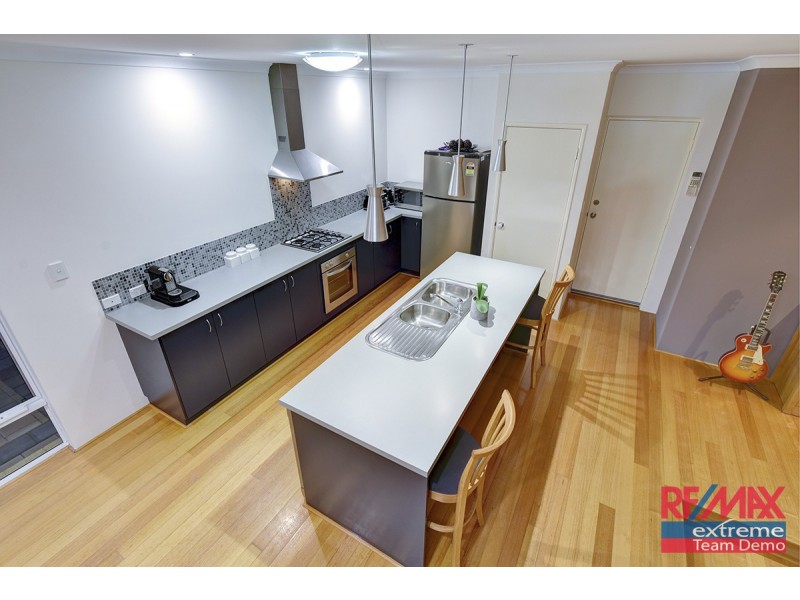 11 Martini Way, Tapping WA 6065