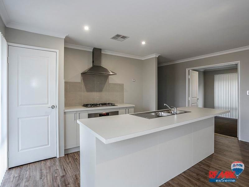 28 Burleigh Boulevard, Yanchep WA 6035