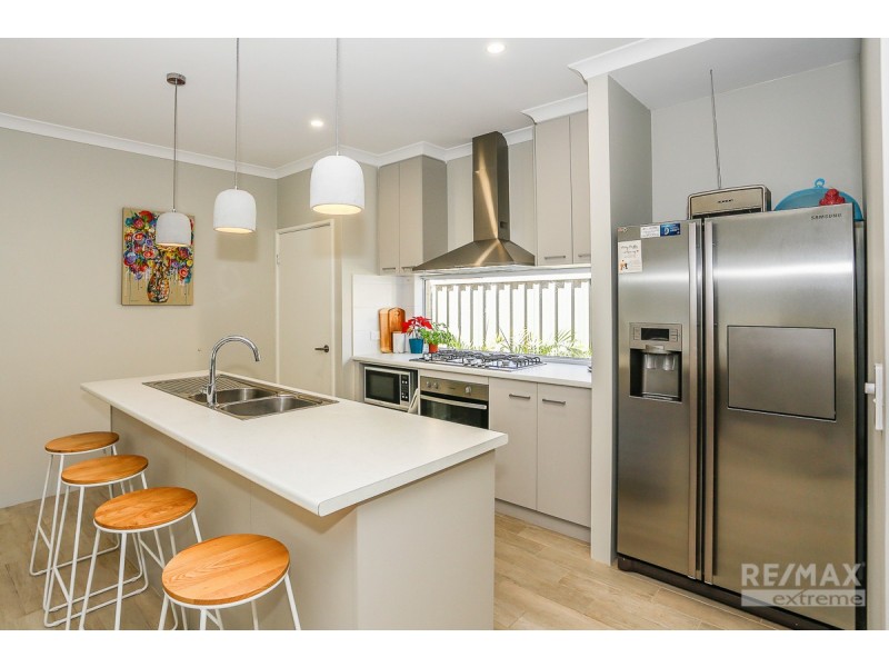 74 Trethowan Promenade, Alkimos WA 6038