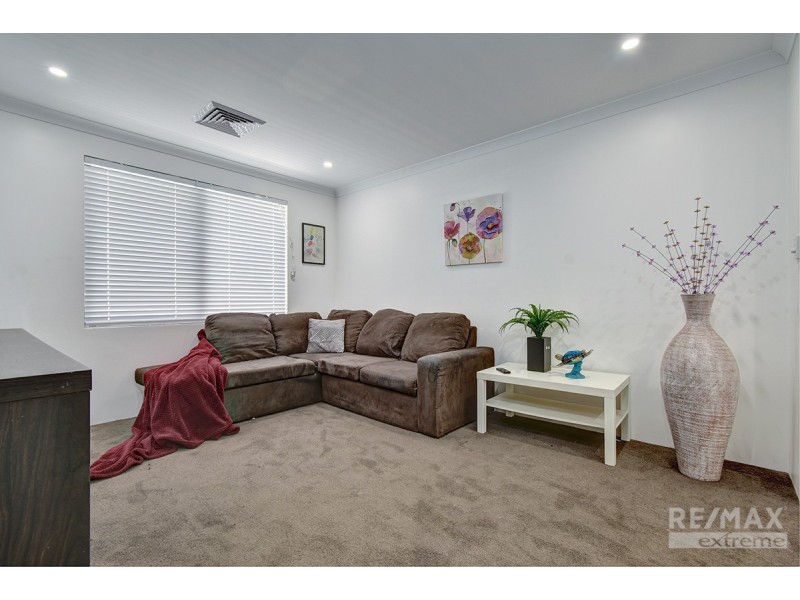 15 Damperia Green, Sinagra WA 6065