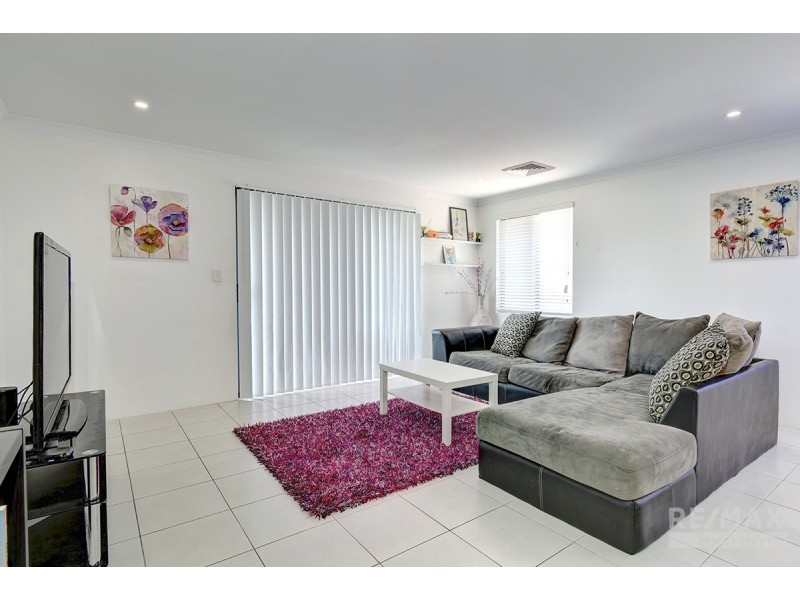 15 Damperia Green, Sinagra WA 6065