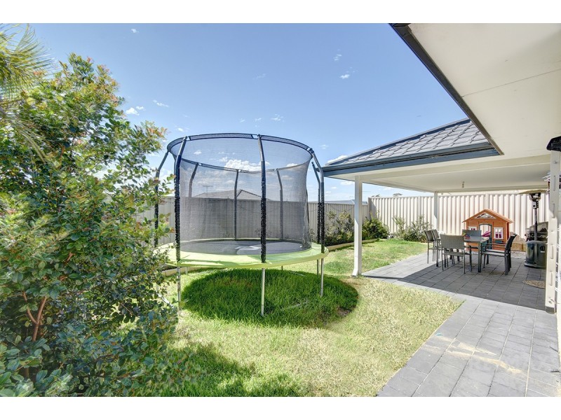 15 Damperia Green, Sinagra WA 6065